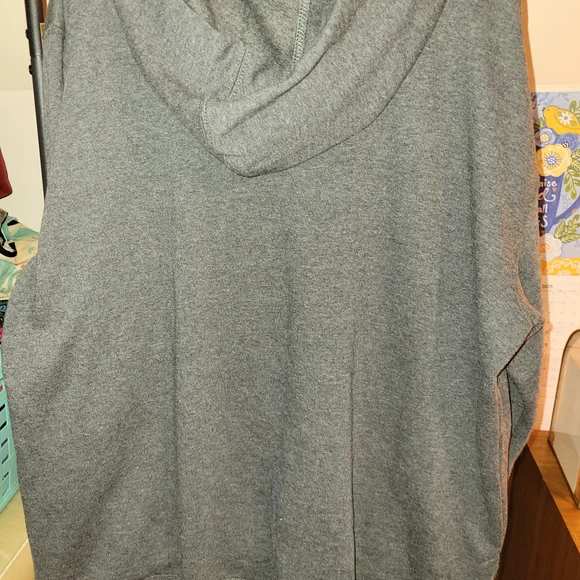 Maurices Charcoal Graphic Hoodie Size 1x - Picture 4 of 7